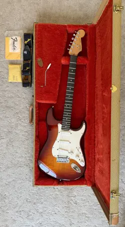 STRATOCASTER 35TH