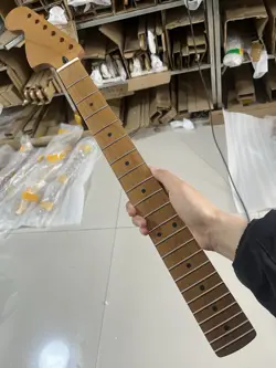 LARGE REVERSE HEADSTOCK FENDER STRAT PART 22 FRETS MAPLE ELECTRIC GUITAR NECK