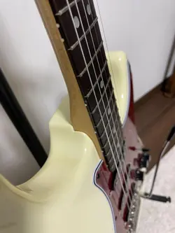 FENDER JAPAN ST72 STRATOCASTER