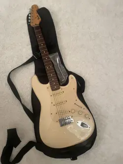 SQUIER SERIESSTRATOCASTER