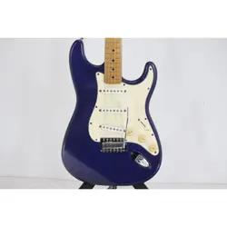 FENDER STANDARD STRATOCASTER USED MAPLE FINGERBOARD BLUE