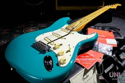 FENDER AMERICAN PROFESSIONAL II STRATOCASTER MN MBL / 2022