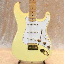 FENDER THE STRAT USED ELECTRIC GUITAR 1982
