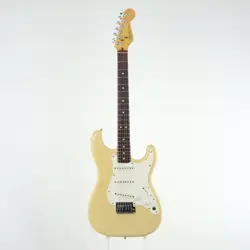 STANDARD STRATOCASTER DESERT
