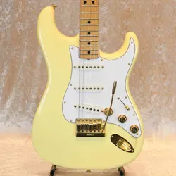 FENDER THE STRAT