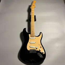 FENDER 60TH ANNIVERSARY AMERICAN ULTRA STRATOCASTER