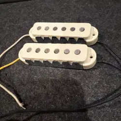 FENDER PURE VINTAGE 65 JAGUAR PICKUP SET