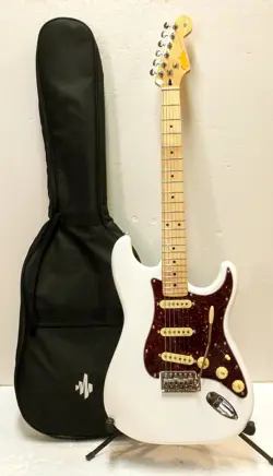 BUILD SQUIER CLASSIC
