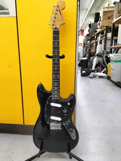 FENDER PLAYER II MUSTANG ELECTRIC GUITAR RW BLACK - USED