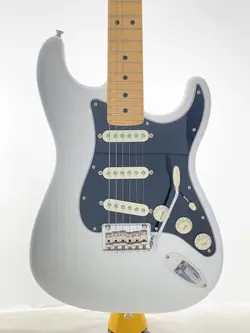 FENDER JR