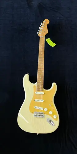 FENDER CUSTOM SHOP AMERICAN CUSTOM STRATOCASTER MN NOS HONEY BLONDE