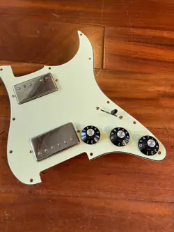 STRAT STRATOCASTER DUAL