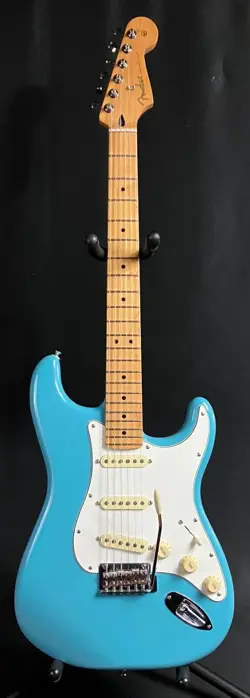 FENDER PLAYER II STRATOCASTER ELECTRIC GUITAR AQUATONE FINISH