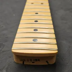 2011 FENDER AMERICAN DELUXE STRAT MAPLE NECK - USA STRATOCASTER ELECTRIC GUITAR