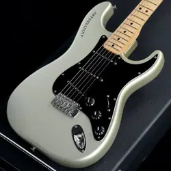 FENDER 25TH STRATOCASTER SILVER USED ELECTRIC GUITAR