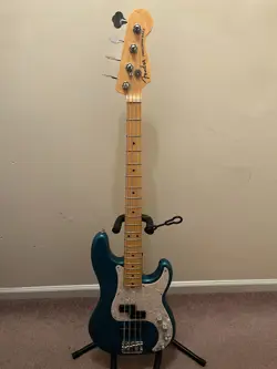 FENDER AMERICAN ELITE PRECISION BASS BLUE ELECTRIC BASS GUITAR