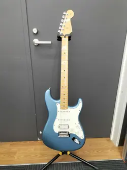 USED FENDER MEXICO PLAYER STRAT HSS MN TPL ELECTRIC GUITAR