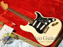 FENDER CUSTOM SHOP 1997 SRV STRATOCASTER MASTERBUILT BY ART ESPARZA FROM JAPAN