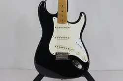 FENDER JAPAN ST57-70 1993-1994 ELECTRIC GUITAR