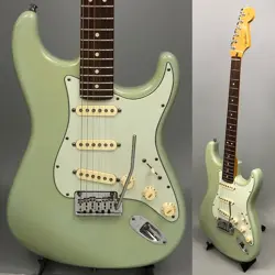FENDER CUSTOM SHOP DELUXE STRATOCASTER MADE IN 2010