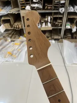 ROASTED MAPLE HANDLE