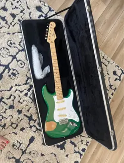 2006 FENDER ERIC CLAPTON STRATOCASTER USA CANDY APPLE GREEN
