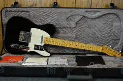 FENDER AMERICAN PROFESSIONAL II TELECASTER BLACK / MAPLE NECK - MINT!
