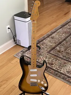 FENDER STRATOCASTER MIJ JAPAN