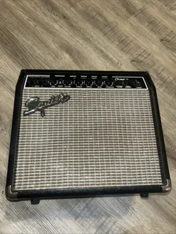 INSTRUMENTS SQUIRE CHAMP