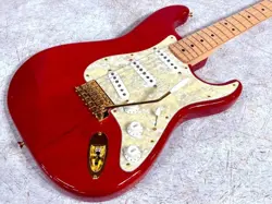 FENDER MAMI STRATOCASTER MADE IN JAPAN USED ALDER BODY MAPLE FINGERBOARD RED