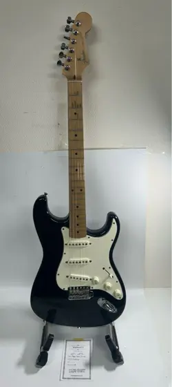 ELECTRIC GUITAR FENDER JAPAN STRATOCASTER ST-STD BLACK S/N O099568