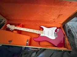2018 FENDER ERIC CLAPTON STRATOCASTER TORINO RED W/ CASE