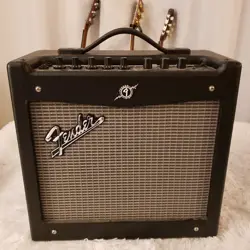 FENDER AMP MUSTANG I (V.2) 20W RMS 1X8