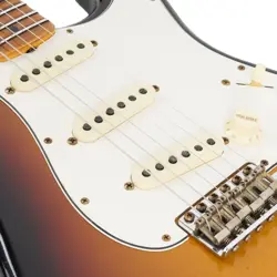 POSTMODERN STRAT JOURNEYMAN