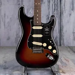 FENDER LIMITED EDITION PLAYER II STRATOCASTER, SPARKLE 3-COLOR SUNBURST