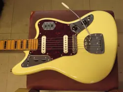 FENDER VINTERA II 70S JAGUAR