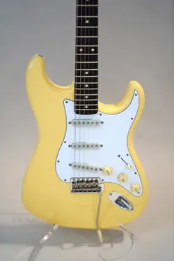 FENDER USA YNGWIE MALMSTEEN STRATOCASTER 2022