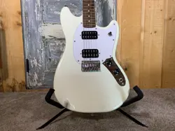 FENDER SQUIRE MUSTANG