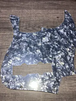 NEW REPLACEMENT PICKGUARD FOR FENDER JAZZ BASS GUITAR BLACK  GREY PEARLOID