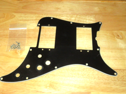 FENDER 1981 USA BLACK 3 PLY LEAD III PICKGUARD