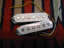 FENDER USA STRATOCASTER PICKUPS NECK & MID