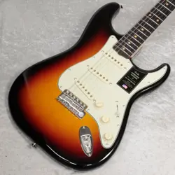 FENDER AMERICAN VINTAGE II 1961 STRATOCASTER 3-COLOR SUNBURST