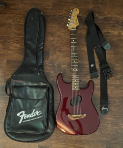 DELUXE SERIES ACOUSTASONIC FENDER STRATOCASTER 60TH ANNIVERSARY