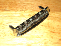 FENDER 1973 CHROME MUSTANG BRIDGE