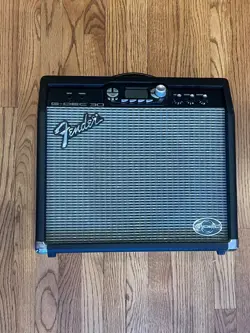 FENDER G-DEC GUITAR DIGITAL ENTERTAINMENT CENTER AMP 75W