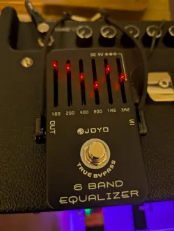 FENDER BLOCKCHAIN PEDALBOARD
