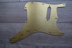 PICKGUARD PRE CBS