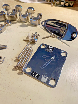 STRATOCASTER HARDWARE BRIDGE