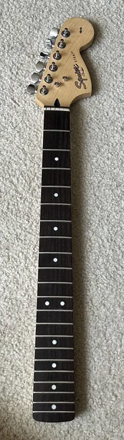 2014 FENDER SQUIER AFFINITY STRATOCASTER NECK 70'S STYLE HEADSTOCK EXCELLENT!