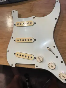 AMERICAN DELUXE STRATOCATER